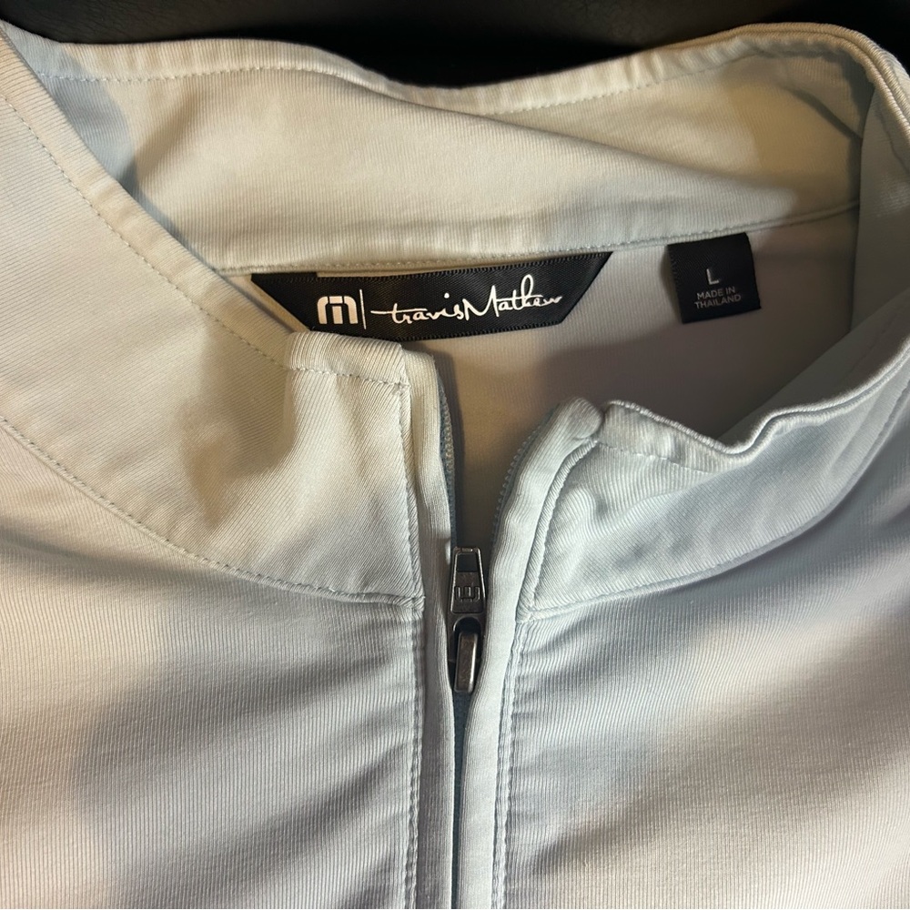 Travis Matthew Pull Over - Picture 3 of 3